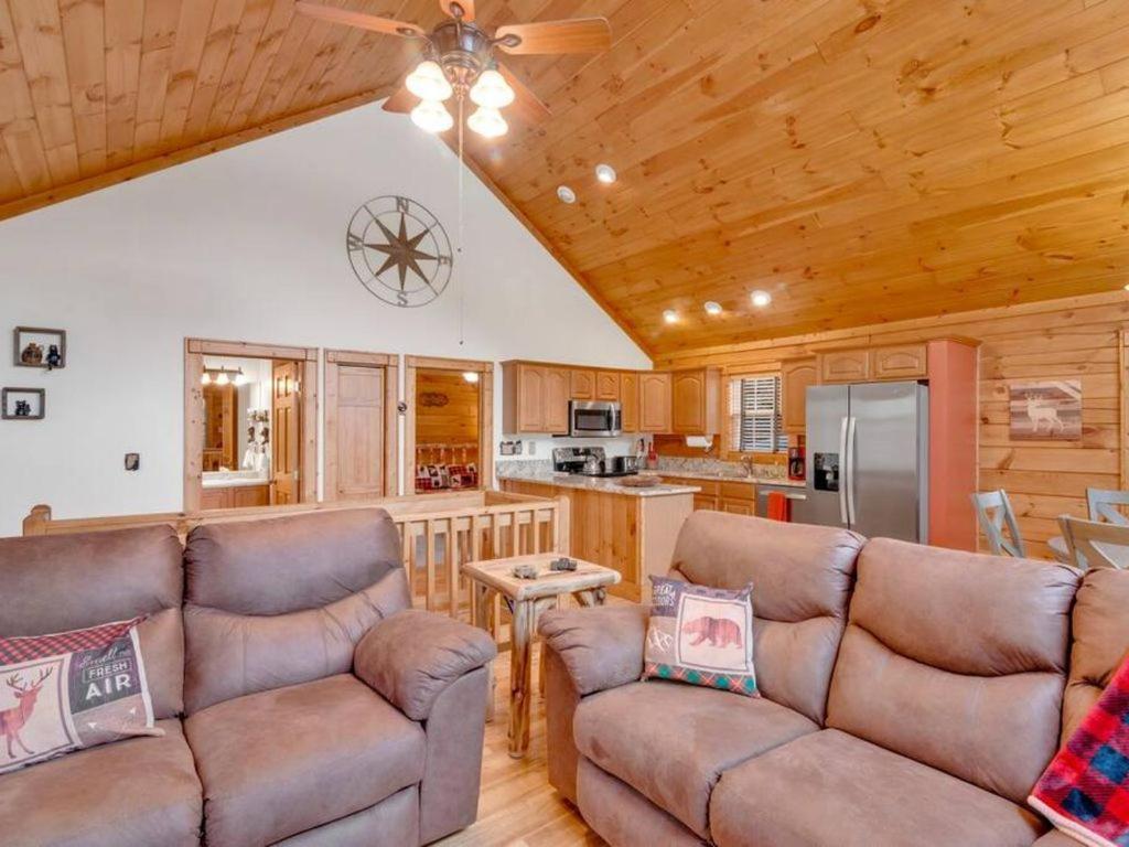 Soco Serene Cabin In The Heart Of Maggie Valley Exterior foto